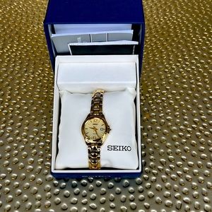 Womens Seiko watch!